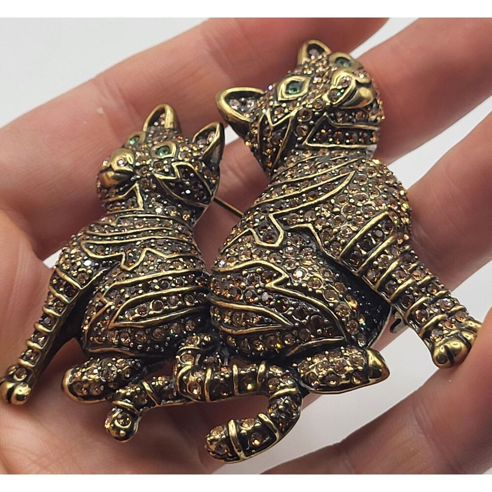 Heidi Daus Designer Double Cat Rhinestone Metal Brooch Pin 3in - Picture 2 of 5